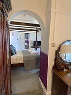 The North Cliff Hotel