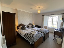 The North Cliff Hotel