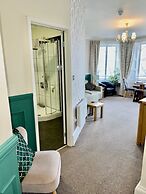 The North Cliff Hotel