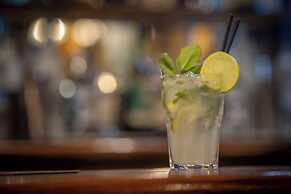 The Court Yard Hotel