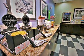 Hampton Inn & Suites by Hilton Flowery Branch Lake Lanier