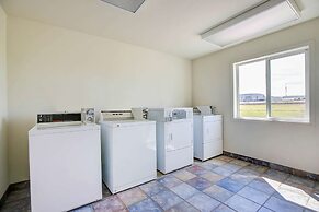 Motel 6 Grande Prairie, AB
