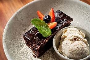 Protea Hotel by Marriott Clarens