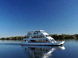 The David Livingstone Safari Lodge & Spa