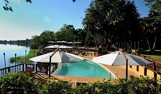 The David Livingstone Safari Lodge & Spa