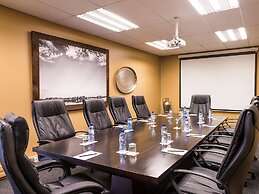 The David Livingstone Safari Lodge & Spa