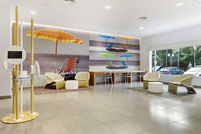 Los Amigos Beach Club