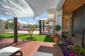 Paradice Hotel Luxury Suites