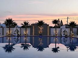 Paradice Hotel Luxury Suites