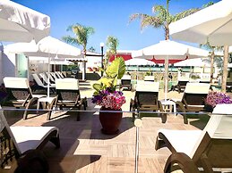 Paradice Hotel Luxury Suites