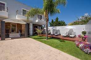 Paradice Hotel Luxury Suites