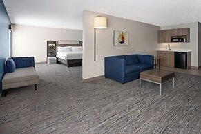 Holiday Inn Express & Suites Meriden by IHG
