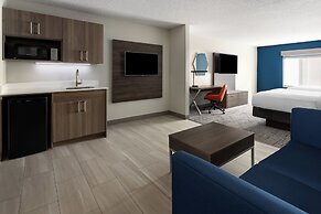 Holiday Inn Express & Suites Meriden by IHG