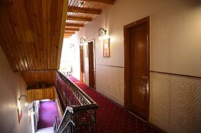 East Legend Panorama Hotel