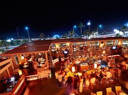 Villa Blanca Urban Hotel