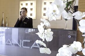 Villa Blanca Urban Hotel