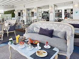 Villa Blanca Urban Hotel