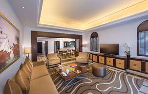 Grand Hyatt Doha Hotel and Villas