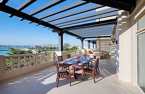 Grand Hyatt Doha Hotel and Villas