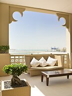 Grand Hyatt Doha Hotel and Villas