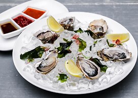 Kanda Residences Pool Villas