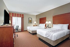 La Quinta Inn & Suites by Wyndham Fairfield TX