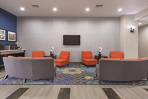 La Quinta Inn & Suites by Wyndham San Antonio Northwest