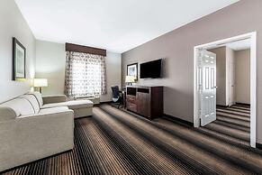 La Quinta Inn & Suites by Wyndham Orange