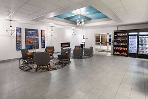 La Quinta Inn & Suites by Wyndham Angleton
