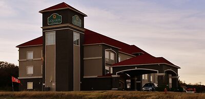 La Quinta Inn & Suites by Wyndham Glen Rose