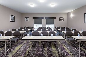 La Quinta Inn & Suites by Wyndham Huntsville Airport Madison