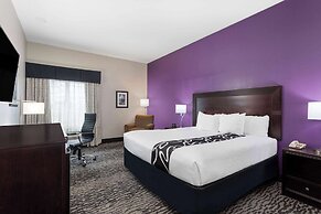 La Quinta Inn & Suites by Wyndham Huntsville Airport Madison