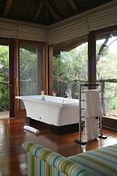 Pumba Private Game Reserve