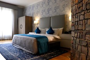 Leola Hotel lkeja