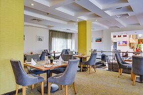 Leola Hotel lkeja
