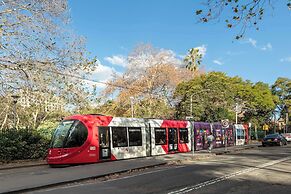 Oaks Sydney Castlereagh Suites