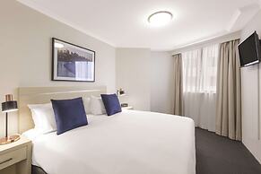 Oaks Sydney Castlereagh Suites