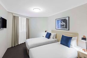 Oaks Sydney Castlereagh Suites