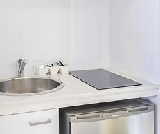 Oaks Sydney Castlereagh Suites