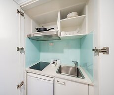 Oaks Sydney Castlereagh Suites