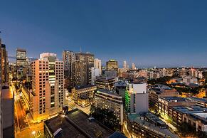 Oaks Sydney Castlereagh Suites