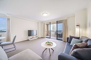Oaks Sydney Castlereagh Suites