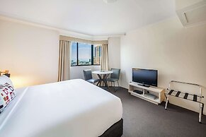 Oaks Sydney Castlereagh Suites