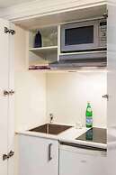 Oaks Sydney Castlereagh Suites