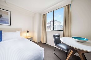 Oaks Sydney Castlereagh Suites