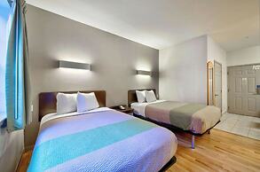 OYO Townhouse Beaumont Medical Center Area