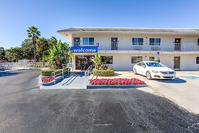 Studio 6 Kissimmee, FL - Orlando