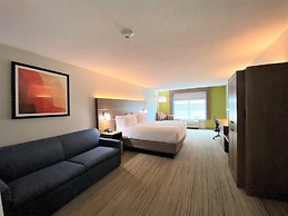 Holiday Inn Express & Suites Somerset Central by IHG