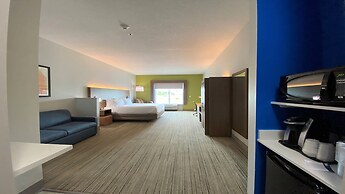 Holiday Inn Express & Suites Somerset Central by IHG