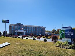 Holiday Inn Express & Suites Somerset Central by IHG